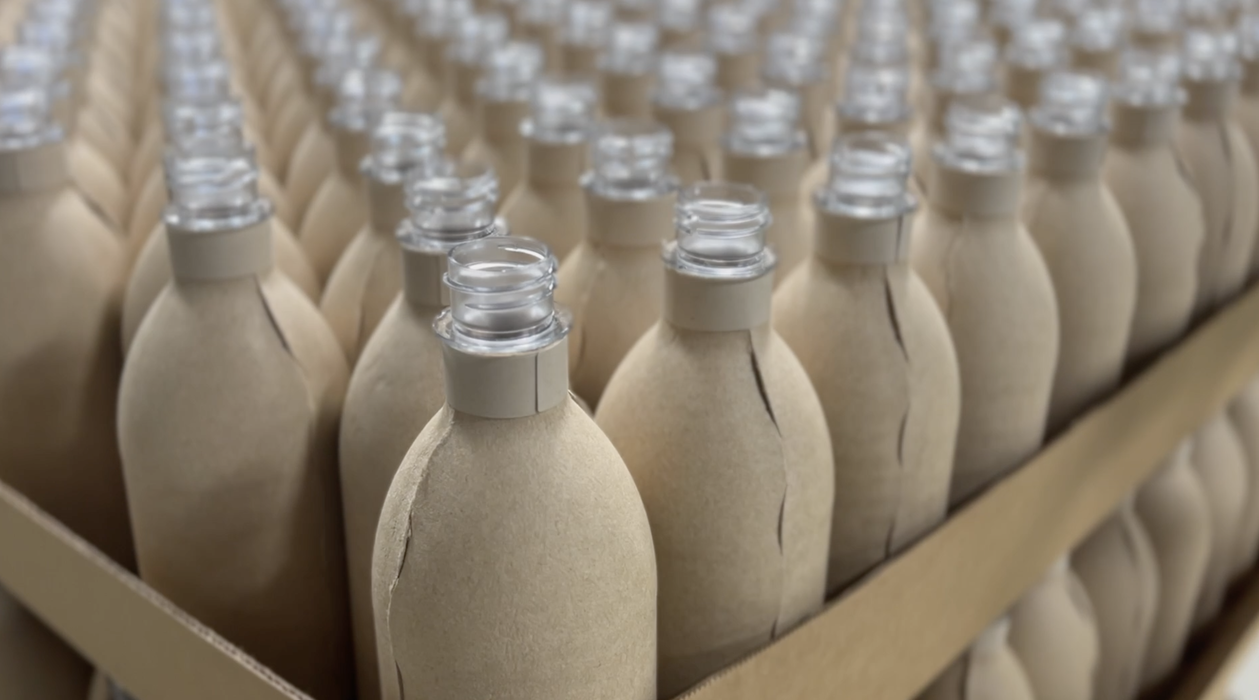 客户喜欢生态可回收的瓶子图形